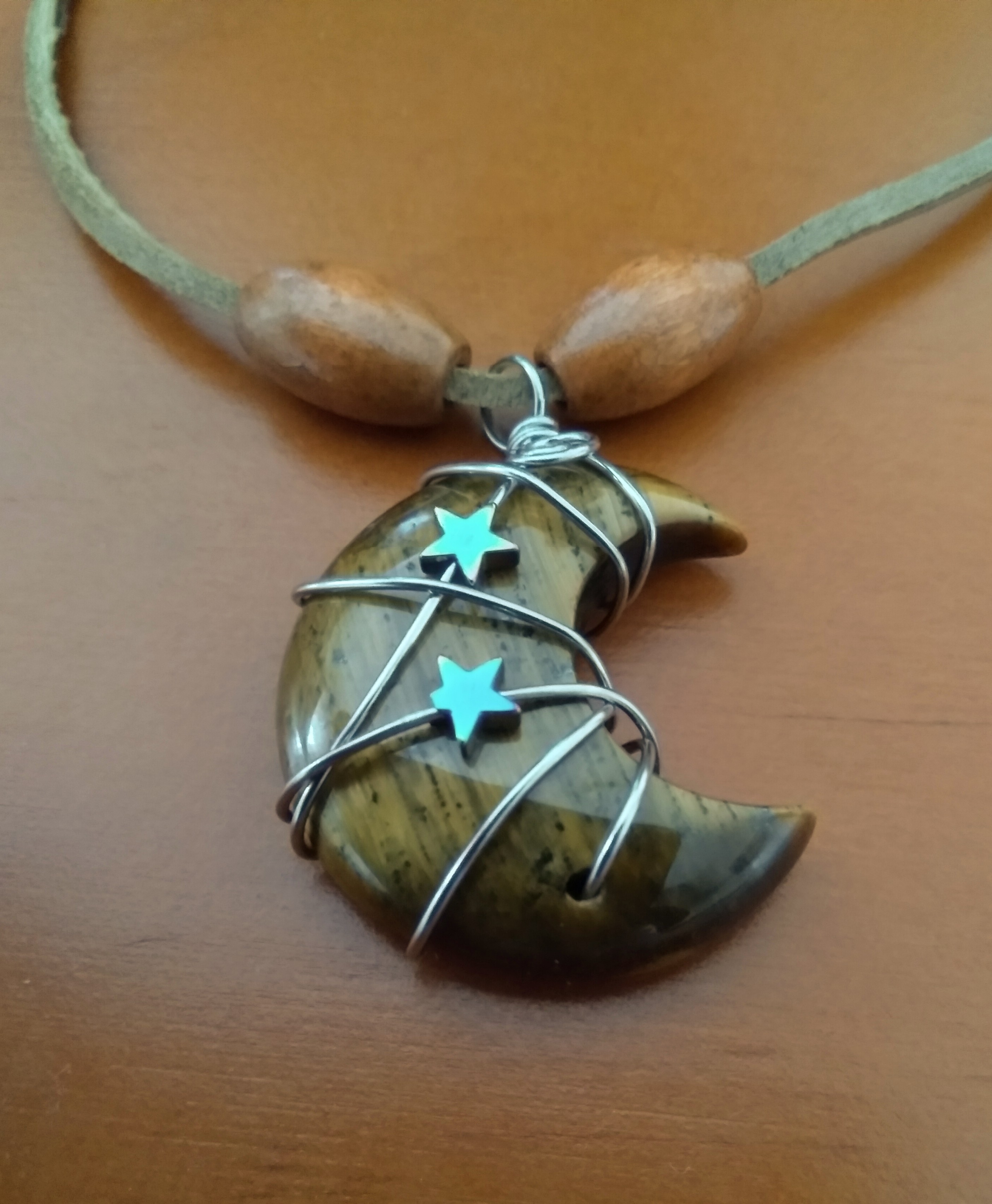 collier-lune-en-oeil-de-tigre-23e-fdp-compris-2-1